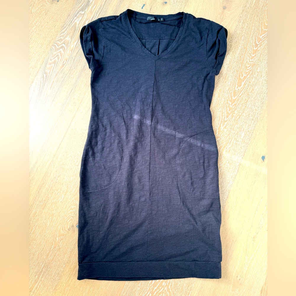 Prana. Size S. Navy Blue T-shirt dress with cap sleeves. 2 side pockets.